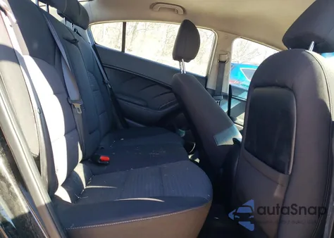 2018 Kia Forte Lx z USA, uszkodzony, nr VIN 3KPFL4A79JE220086